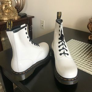 Doc Martens RELISTED